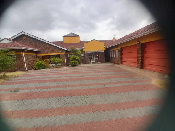 Commercial & Industrial Land