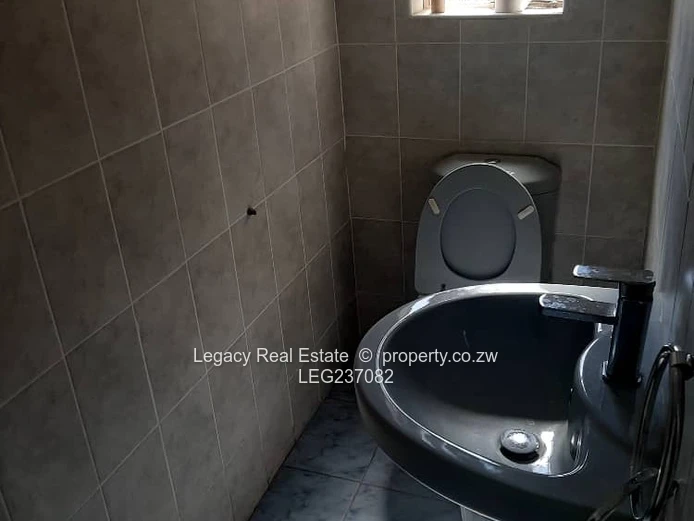 Premium Chadcombe Home With Triple Garage & Borehole