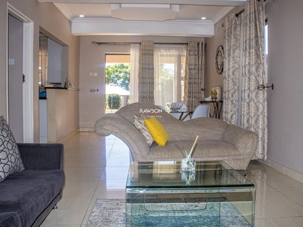 9 Bedroom House
