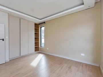 5 Unit Townhouse Complex