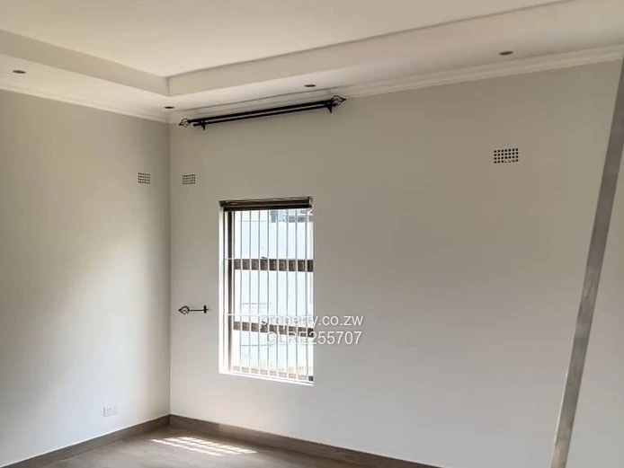Borrowdale 3-Bed Townhouse with Borehole & Solar