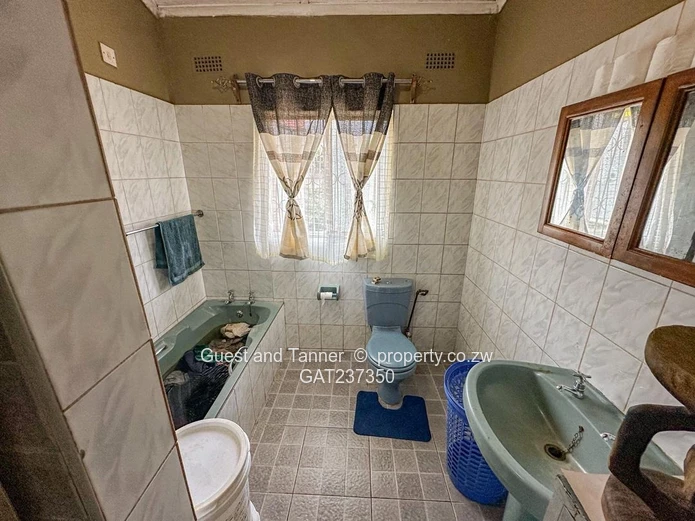 3 Bedroom House For Sale In New Marlborough