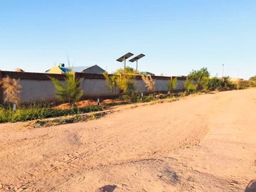 Commercial & Industrial Land