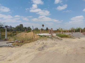 Stands & Residential Land