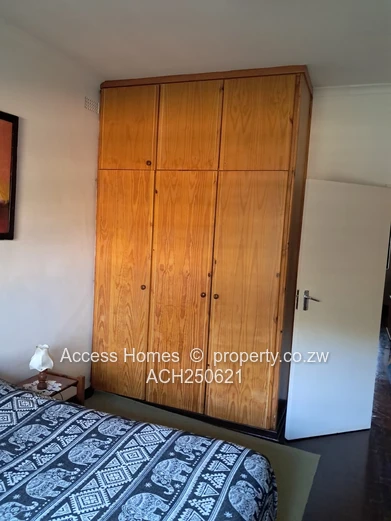 A charming Residence close Kew Drive and Ridgeway North  (Sole Mandate)