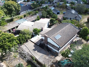 10 Bedroom House