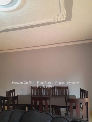 3 beds available in Glen Lorne