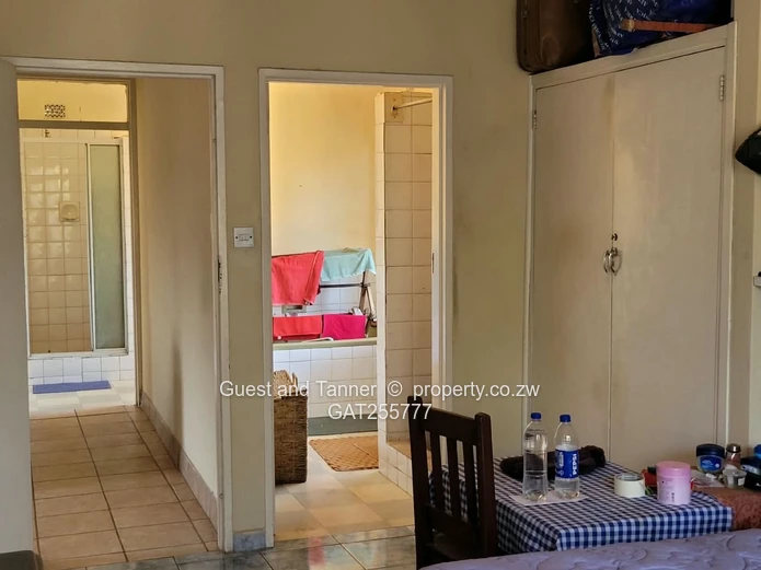 Spacious 5-Bedroom Double-Storey Property For Sale – Highlands
