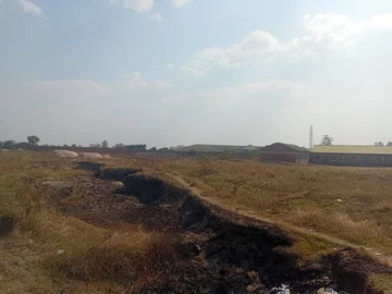 Commercial & Industrial Land