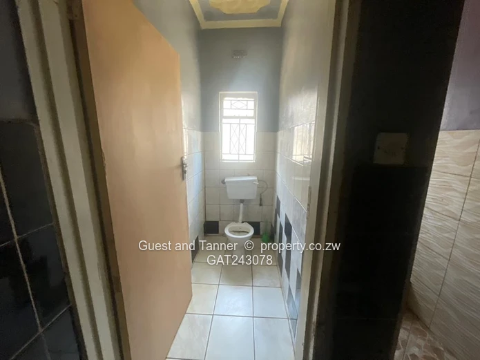 6 bedroom House For Sale In Cold Comfort