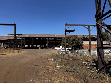 Warehouse & Factory