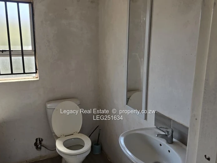 Luxury Residential Stand With Cottage | Chishawasha Hills