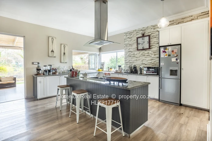 4-Bedroom House in Quinnington