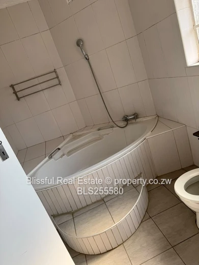 4 bedroom house for rent in waterfalls parktown