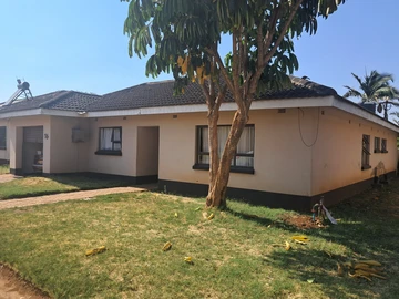 18 Unit Townhouse Complex