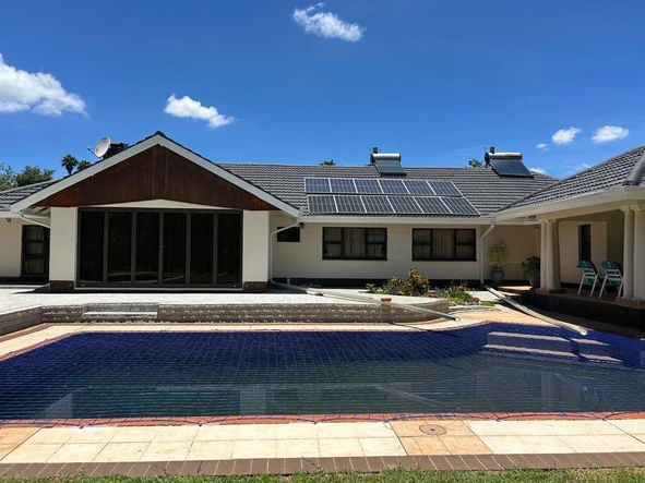 6 Bedroom House