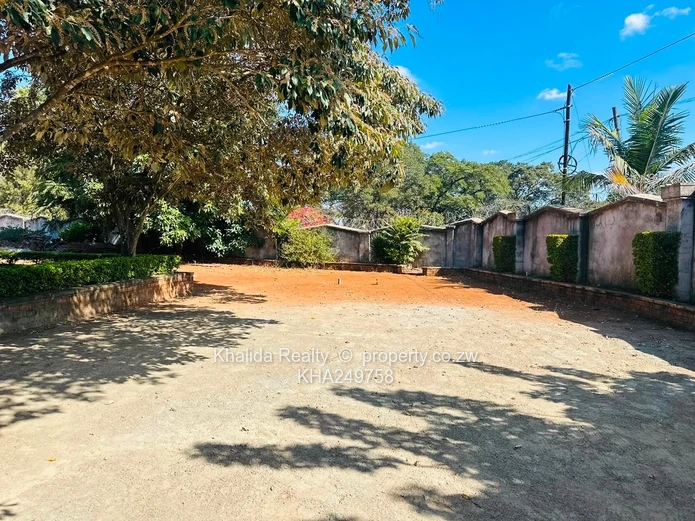 Philadelphia Subdivision Stand For Sale. Harare North