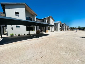 3 Bedroom Townhouse Complex