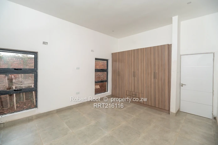 3-Bed Simplex Units with Garden & Borehole