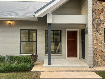 3 Unit Townhouse Complex