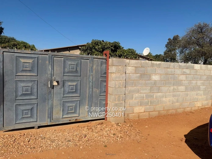 ?? For Sale | 4-Bedroom Family Home In Nketa 8 | $45,000