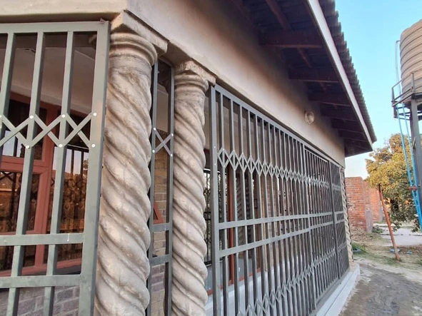 7 Bedroom House