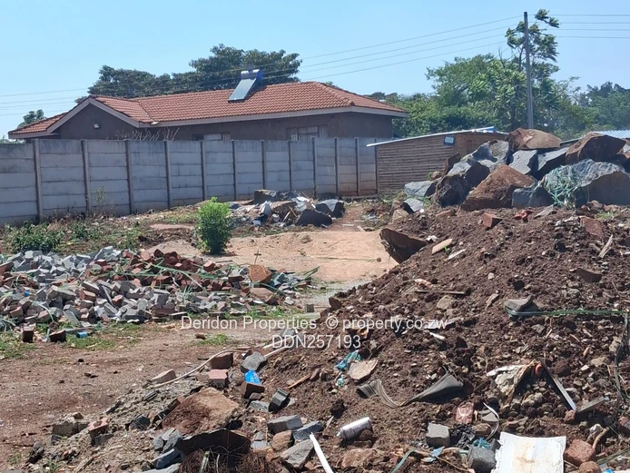 825 m² Westgate Stand — Walled, Development-Ready