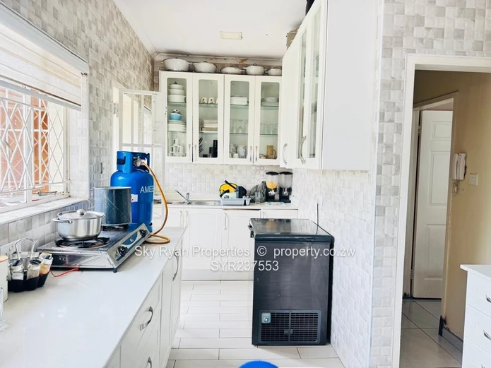 Avondale West Gem For Sale 