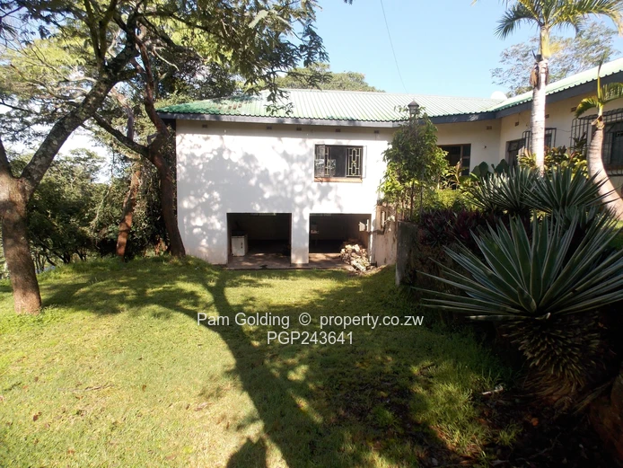 Peaceful Country Living Close to Chinoyi (Sole Mandate)