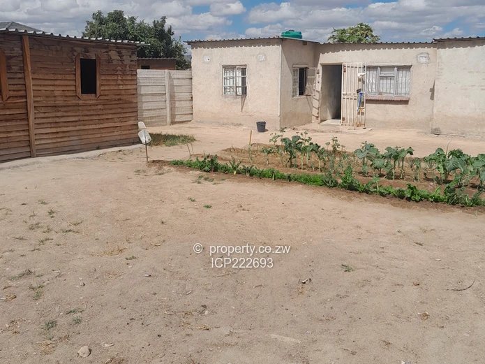 Prime 300m² Stands for Sale in Stoneridge, Harare South! with a Title Deed going for $18 000, 