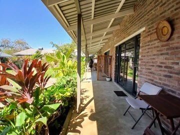 Hotel & Lodge