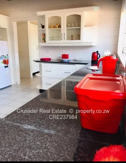 A  4 bedroomed house to rent in Mandara (Sole Mandate)