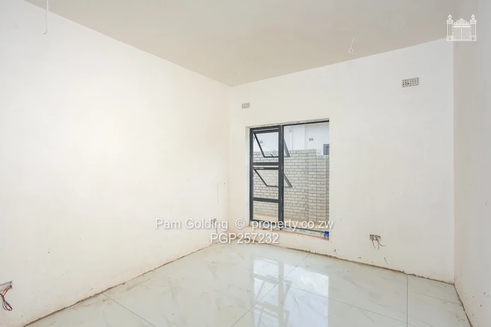 Spacious 3 Bedroom Cluster(semi-detached) for sale in Pomona