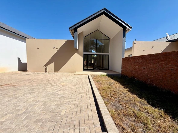 4 Bedroom Garden Flat