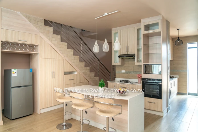 Spacious 3 Bedroom Apartment in Avondale