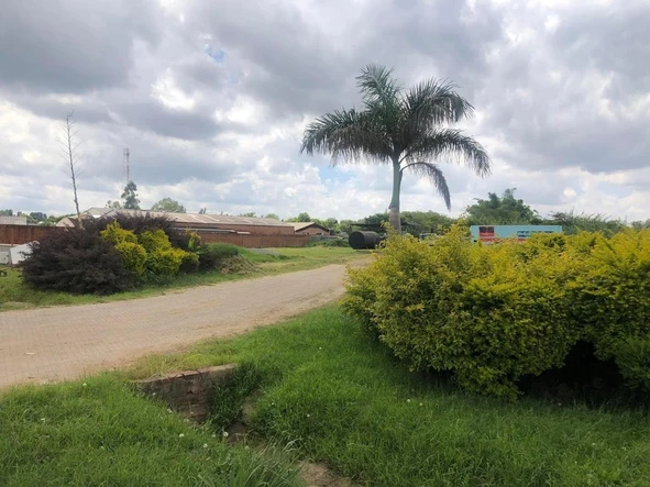 Commercial & Industrial Land