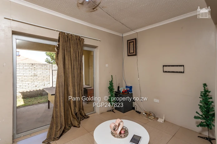 Neat Family Home for sale!!