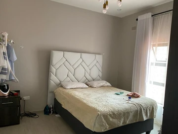 3 Bedroom Flat & Apartment