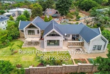 Stunning Home in Prestigious Neighboorhood