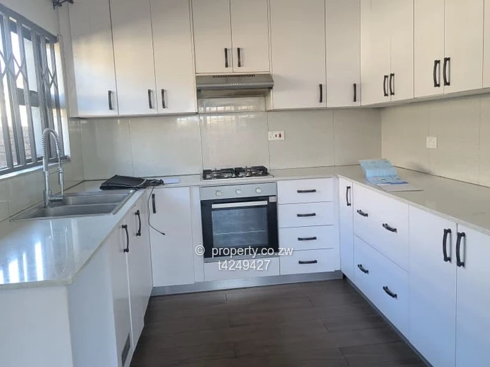 Glaudina house to rent  (Sole Mandate)