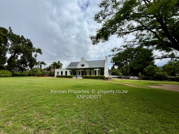 Gracious Dutch Gable home on a quiet close