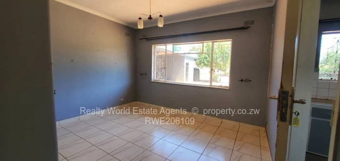 Waterfalls Prospect House To Let