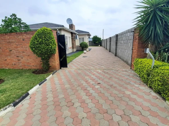 4 Bedroom Townhouse Complex