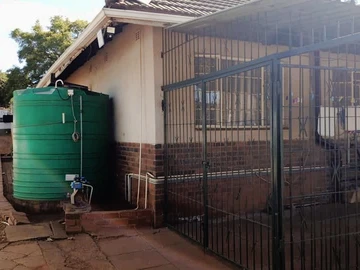 2 Bedroom Garden Flat