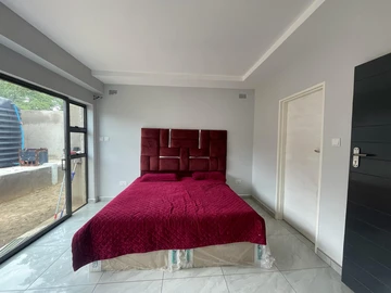 3 Bedroom Garden Flat