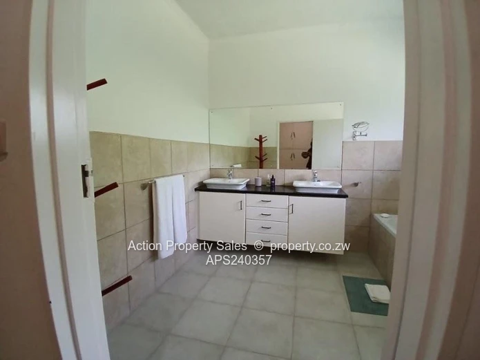 Beautiful 5 Beds In Gunhill!