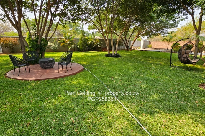 Victoria Falls 5 Bedroomed Property for Sale.