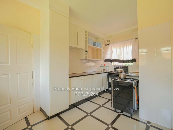 Lovely Unit in A Secure Complex!