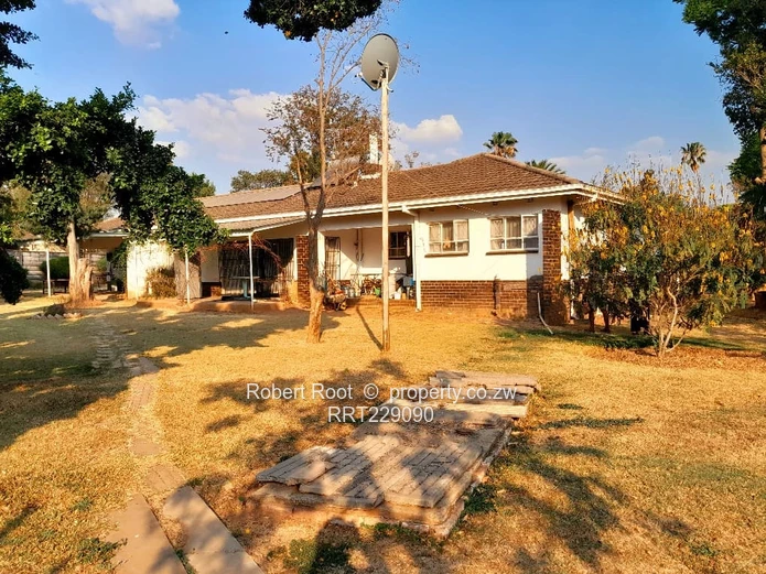 4 Bedroom House for rent in Chisipite Available in December