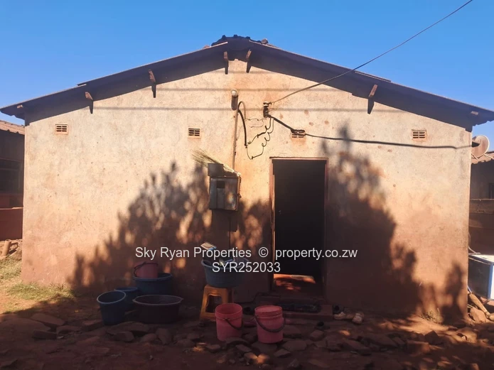 Kuwadzana 5 House For Sale